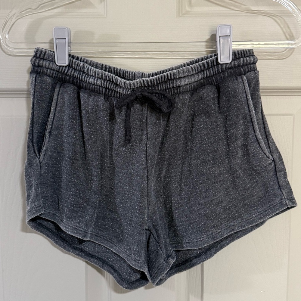 Chaser Women’s Sweat Shorts Size M Pockets Drawstring Dark Gray Lounge Casual